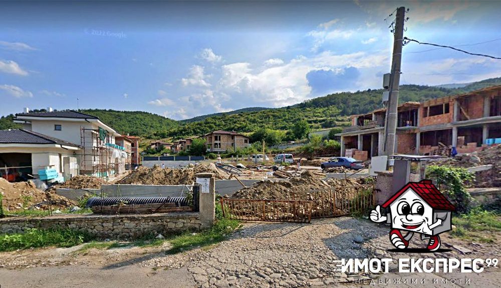 Продава се Къща в Асеновград - 351 кв.м за 385 €/кв.м - Снимка #2