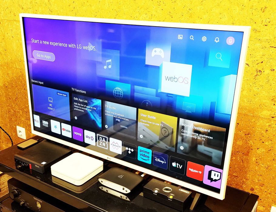LG 43UQ76903LE 43 4K UHD IPS Smart TV, White (Бял) + Magic Remote, Като Нов, Отлично Състояние.