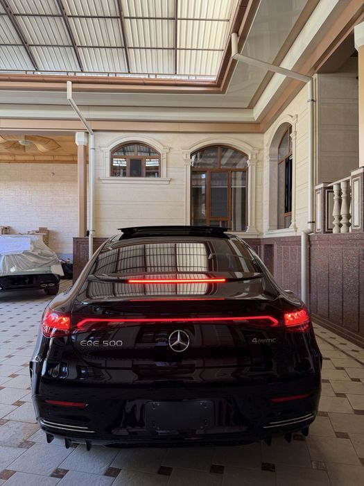 Mercedes Benz EQE 500