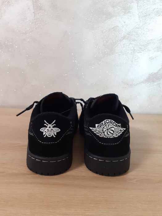 Nike Air Jordan 1 Low x Travis Scott