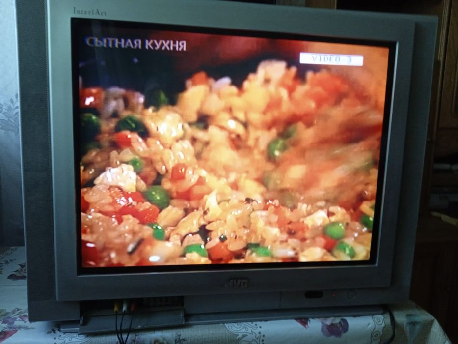 Продам телевизор