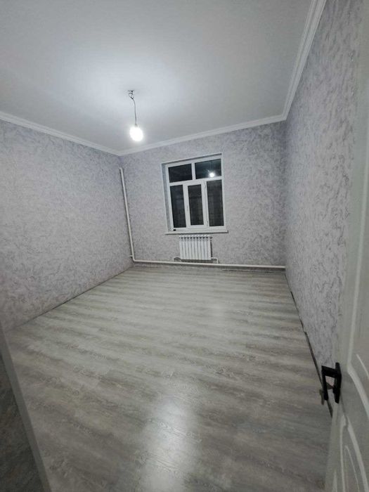 Срочно ховли сотилади