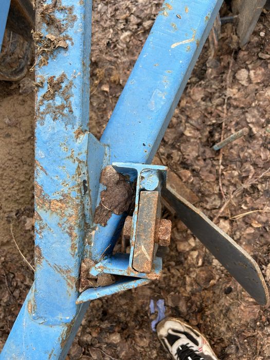 Плуг 3 корпус Сока……