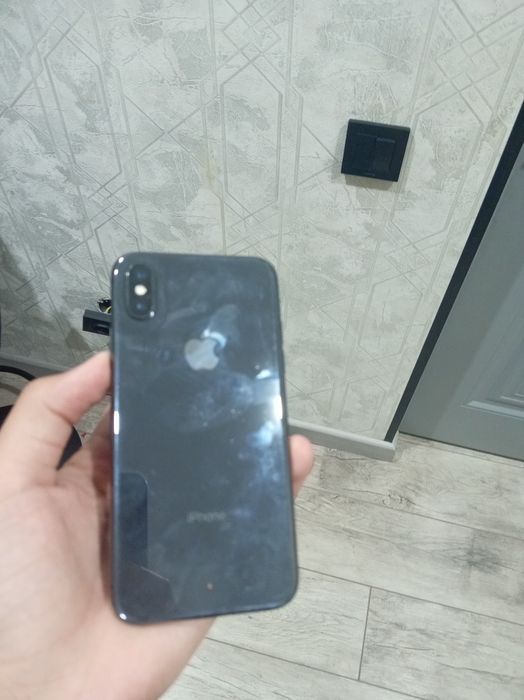 Продам срочно айфон х