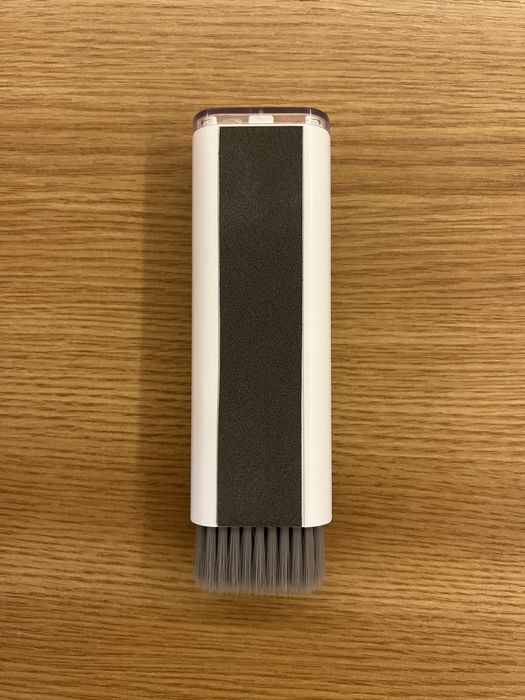 Aparat 7 in 1 de curatat tastatura / telefon / airpods