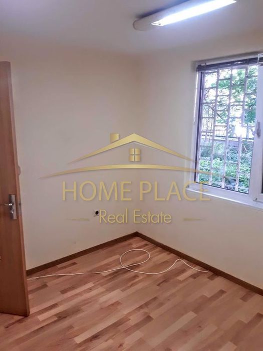 Дава се под наем Офис в Варна, Генералите - 52 кв.м за 316.2 € - Снимка #1