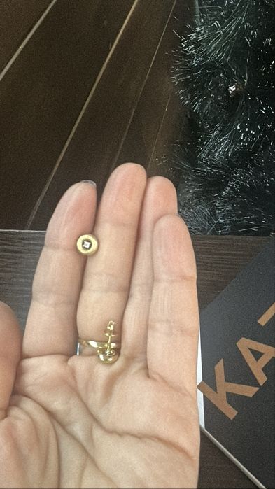 Пуссеты, кулон с брилиантами, 750 пробы