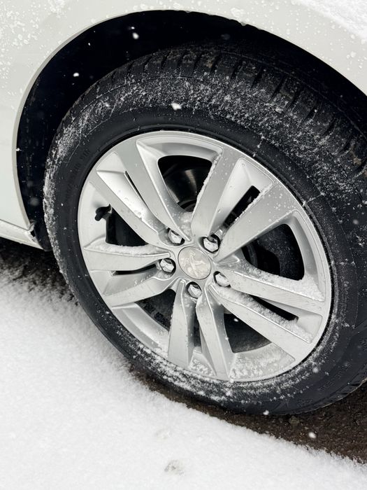 Пежо джанти с летни и зимни гуми 4бр.16