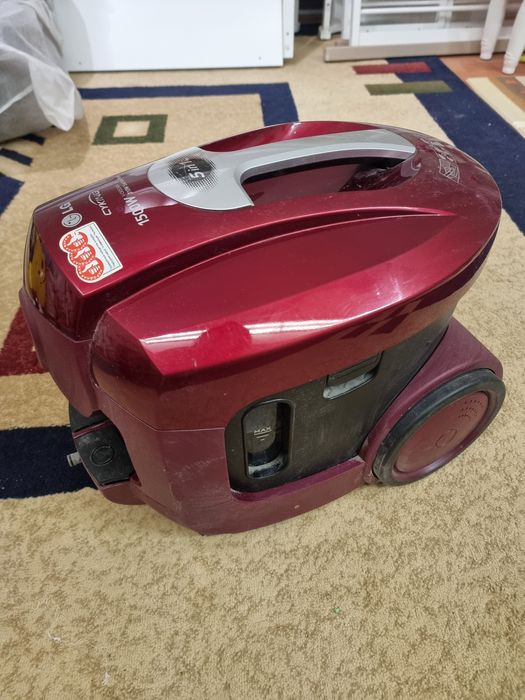 Продам моющий пылесос LG