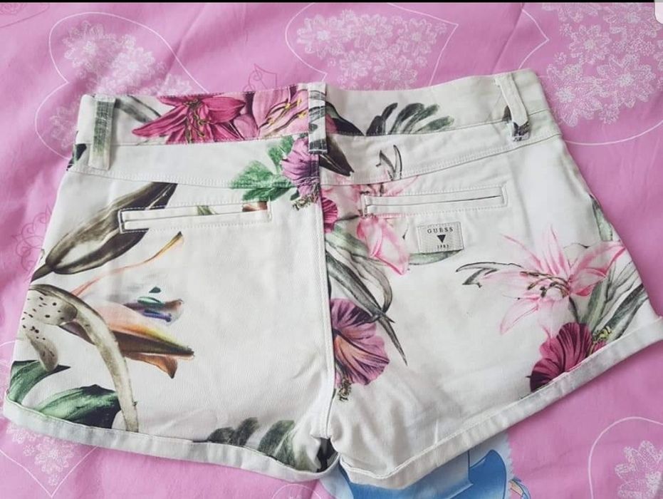 Pantaloni scurti Guess Xs-S