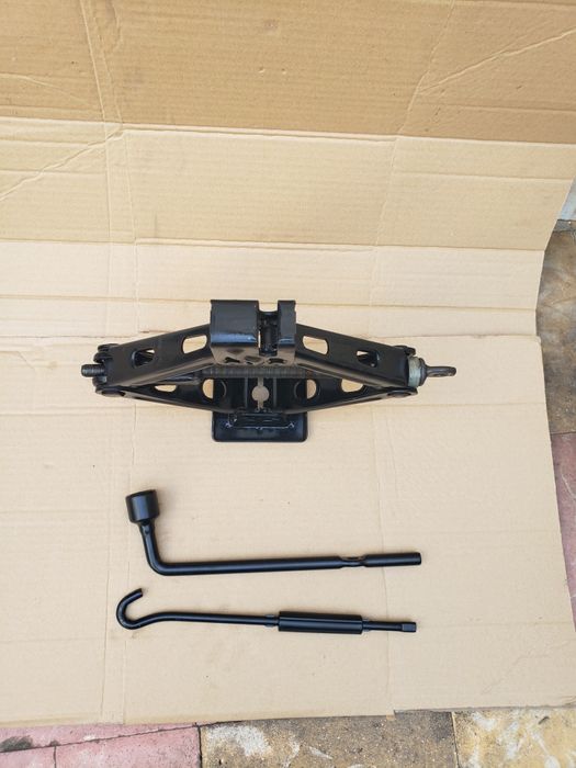 Kit pana cric cheie hyundai kia