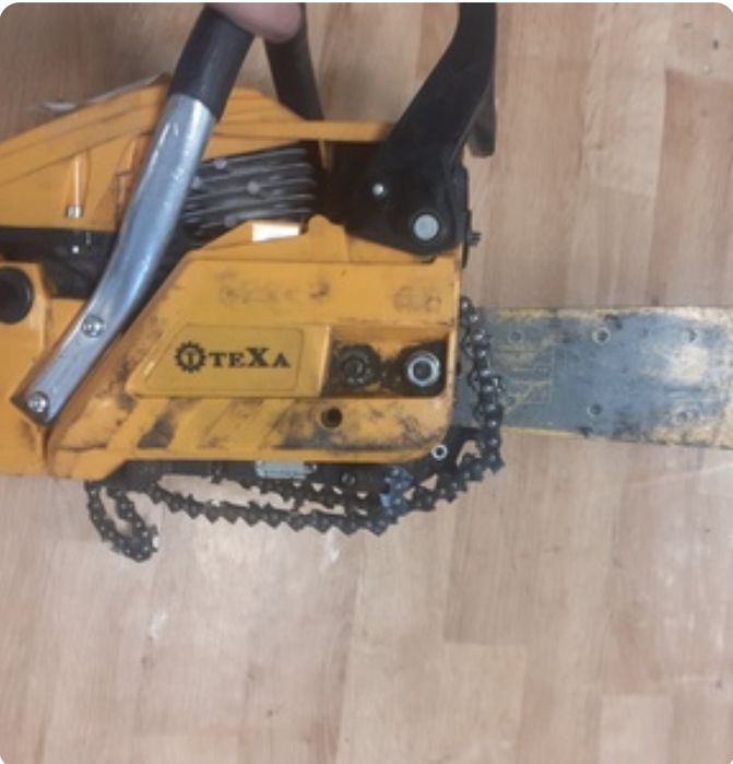 Продам Бензопила Теха
