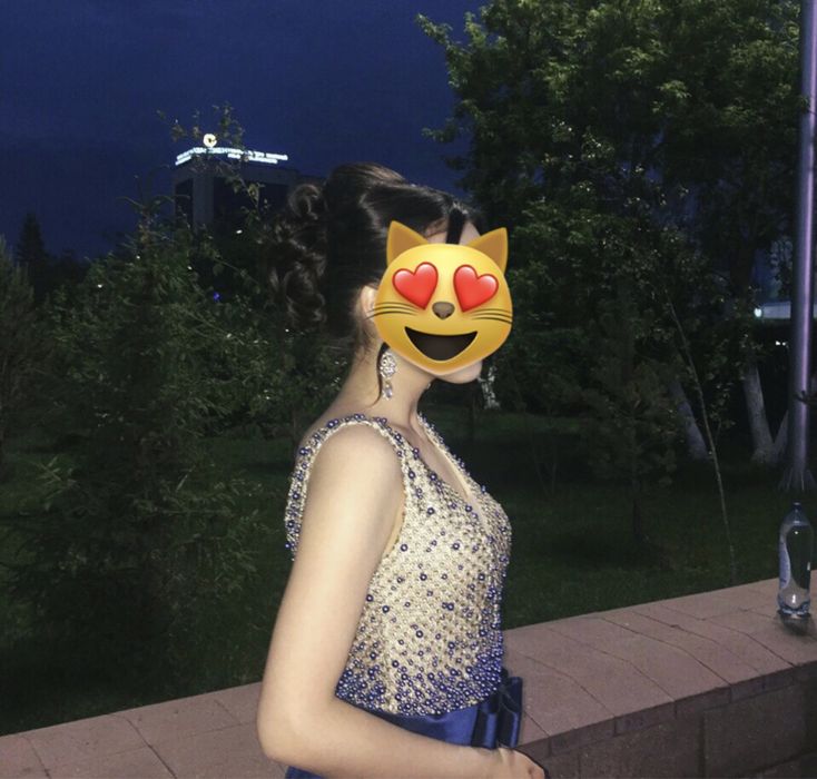 Продам вечернее платье красивое очень