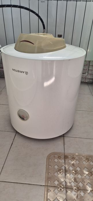 Ariston sotiladi 500 ming 50L