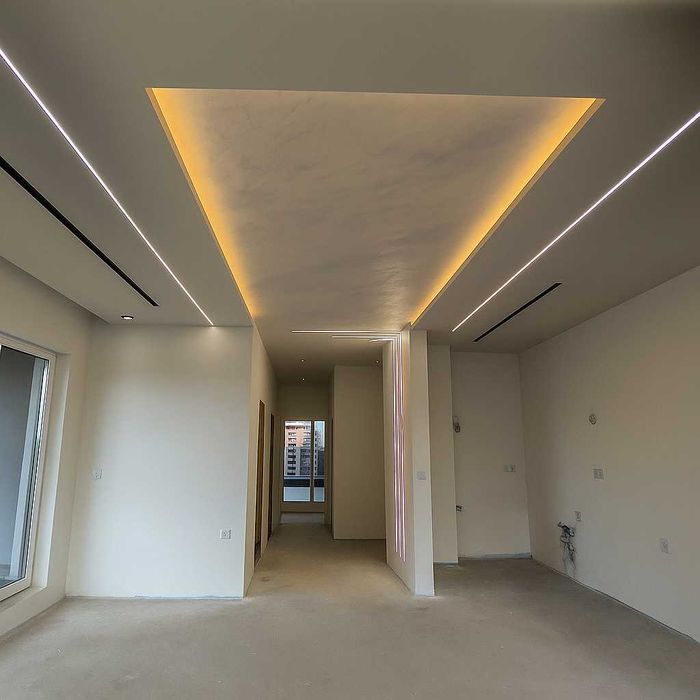 Продава се Тристаен апартамент в Пловдив, Христо Смирненски - 200 кв.м за 1440 €/кв.м - Снимка #2