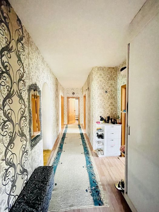 Дом, центр города.