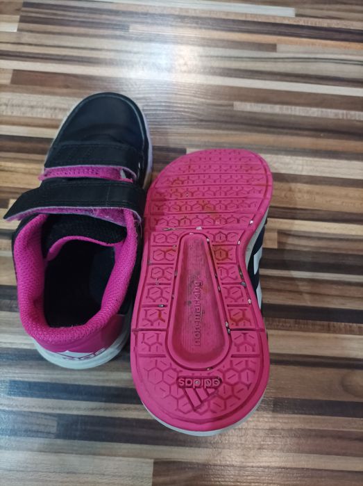 Маратонки на  Аdidas оргинални