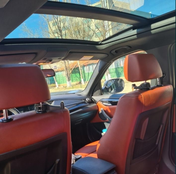 BMW X1 2010 — imagine 3