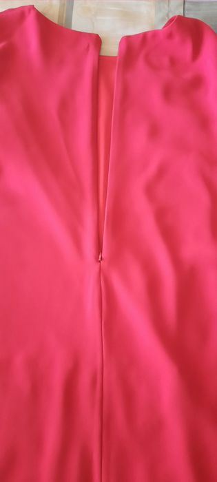 Платье красное  нарядное