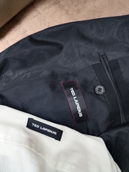 Костюм фрак с брюками