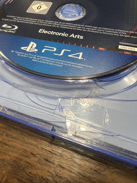 Игра FIFA 23 и FIFA 24 за PS4