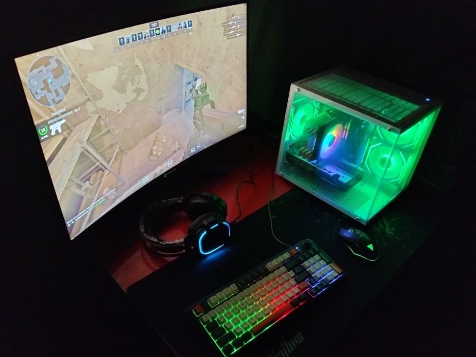 Gaming Montaj Kamp Rx 2304 Saphire Manitor 32 165Hz 2x8 Ram 2667Mhz