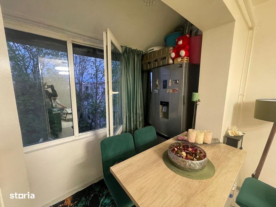 Apartament cu 2 camere, 37 mp, zona Valea Rosie - Caracal