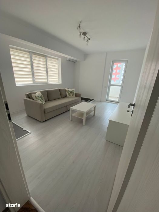 Garsoniera decomandata, metrou Berceni-Dimitrie Leonida