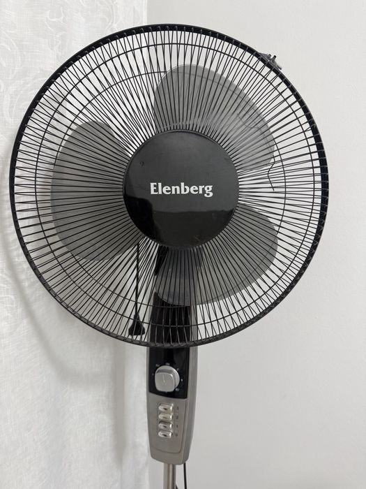 Напольный вентилятор Elenberg в хорошем состоянии