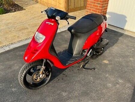 На Части Piaggio Typhoon