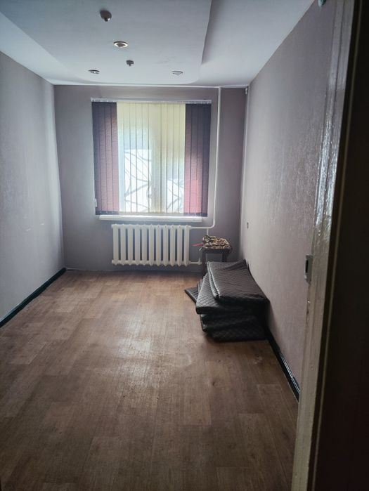 Продам коммерческое помещение в центре.