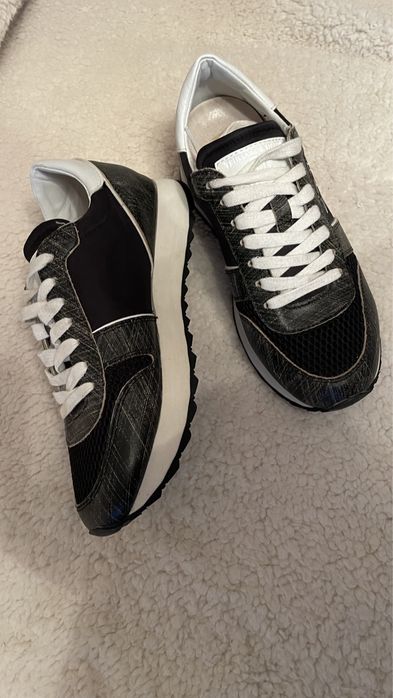 Adidași dama Trussardi