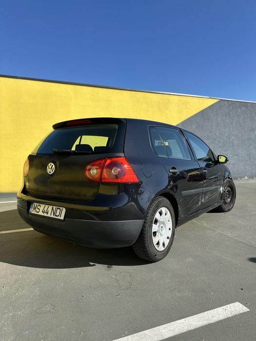Volkswagen Golf 5, 2005, 1.6 FSI Benzină