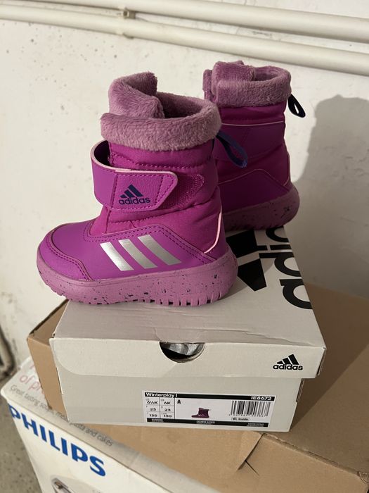 Ghete adidas marimea 23