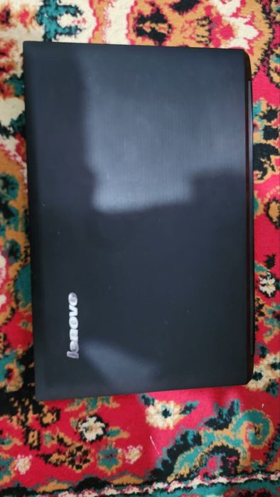 Noutbook lenovo1