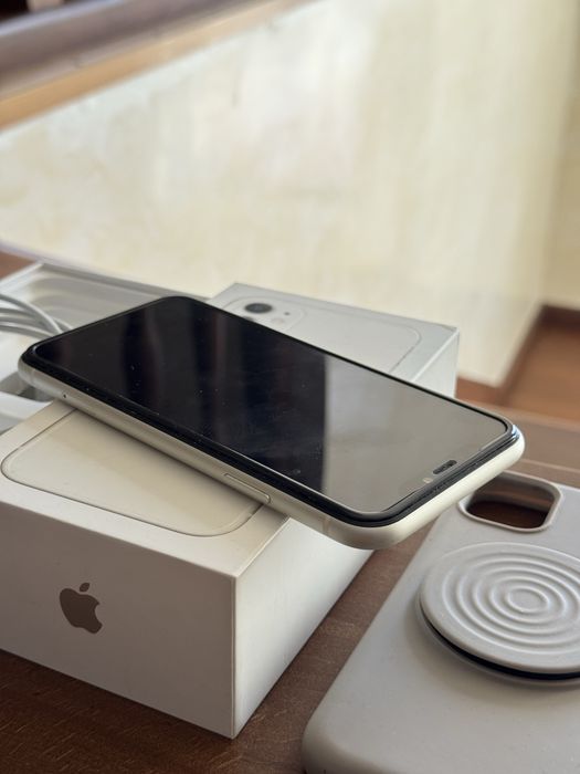 Iphone 11 64gb аккум 80% родной