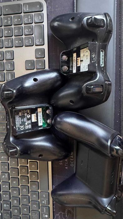 Consola xbox360 + 3 controllere