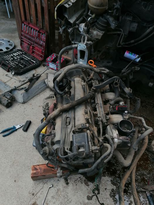 Двигател за Шкода Фабия 1.4 16 v с. Български извор • OLX.bg