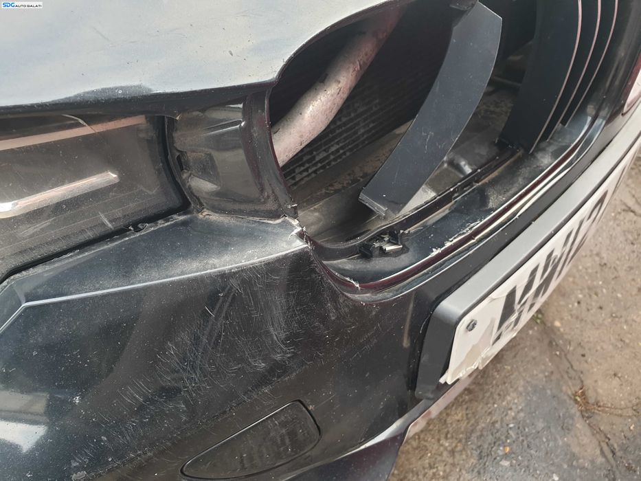 Bara Spoiler Fata cu Defecte BMW Seria 3 F30 F31 NFL Non Facelift 2011 - 2014 Culoare 475 Black Sapphire Metallic [K0277]