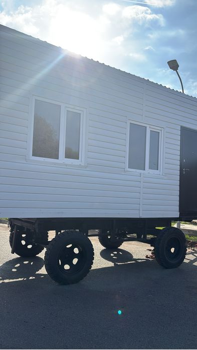 Вагон на колесах