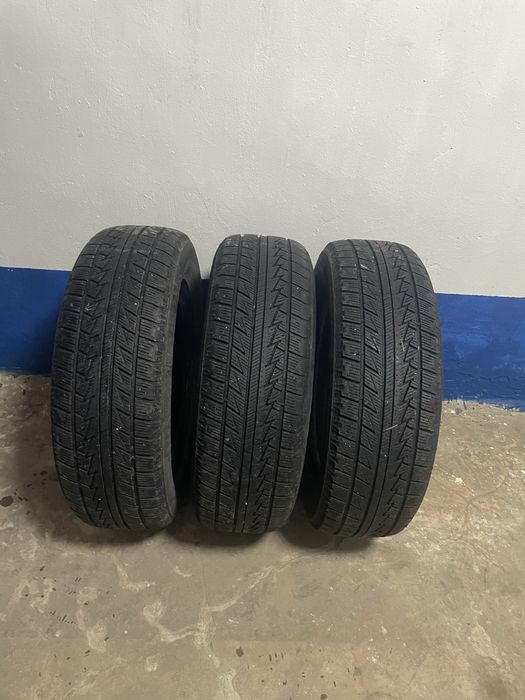 Зимние шины 3 шт.