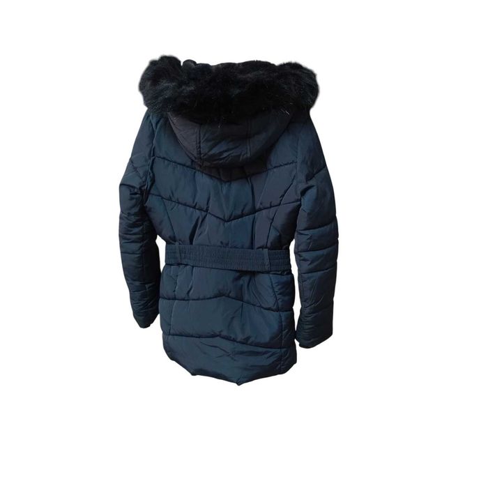 Geacă Lungă de Iarnă Puffer C&A Strong Amazing Girl cu Blăniță și Curea în Talie – Mărimea 146 (10-11 Ani) | Second Hand Premium 69,00Lei