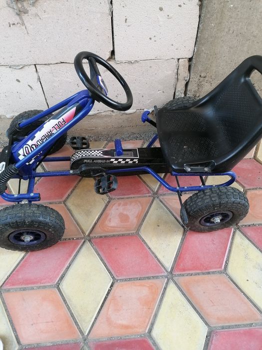 Cart cu pedale copii.