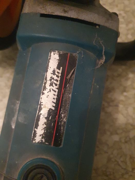 Палиробка машина макита