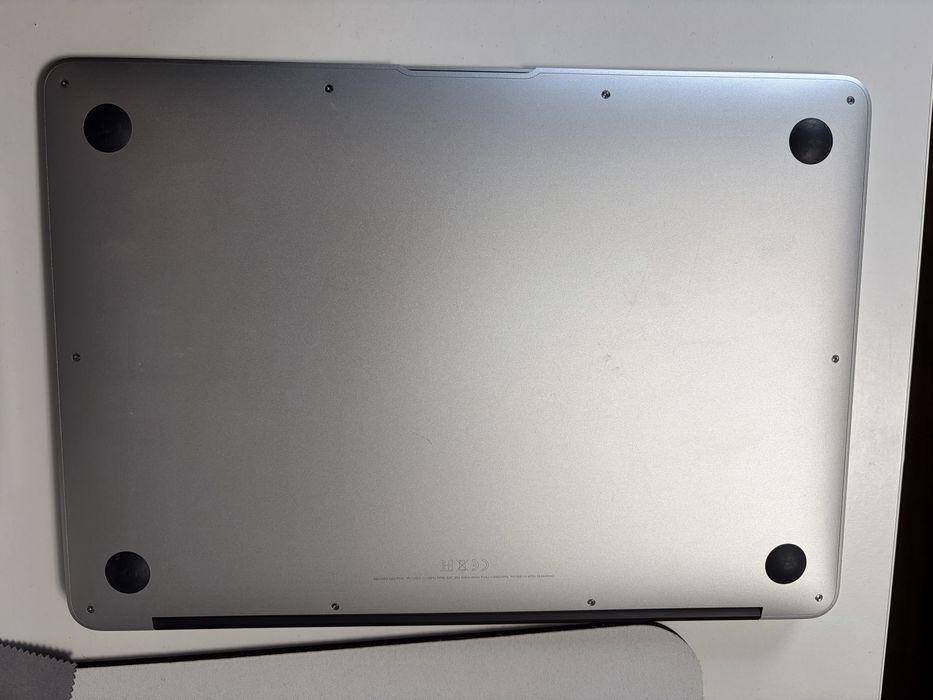 Macbook Air 13-inch 2017