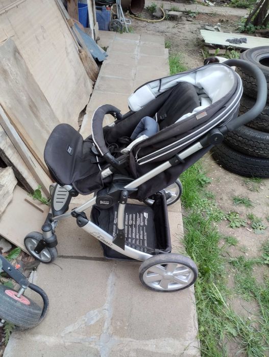 Britax B-Smart бебешка количка 2 в 1