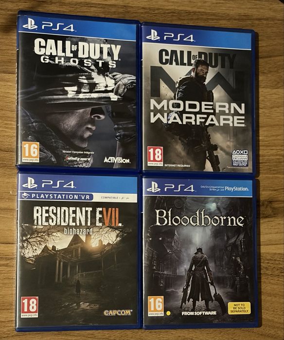 Диски с играми для Playstation 4 и Playstation 5