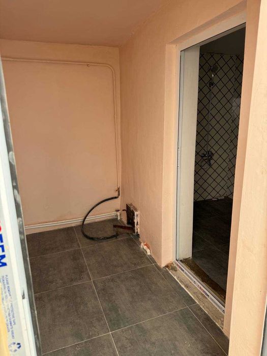 Олмос мах 5 хонали ховли оилага ижара топ. 450 у.е.