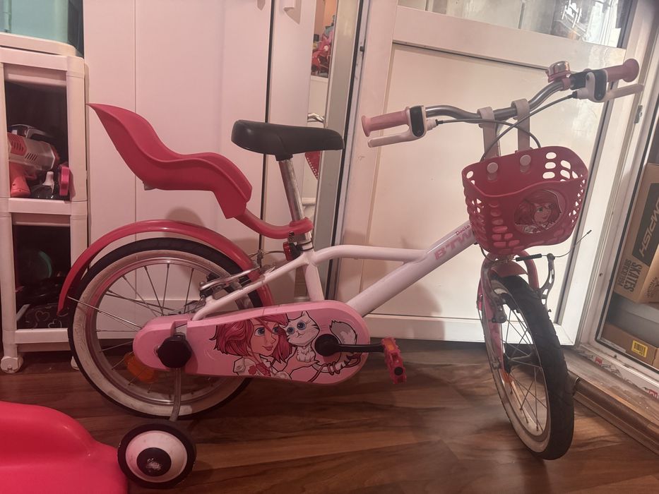 Vând bicicletă pentru copii