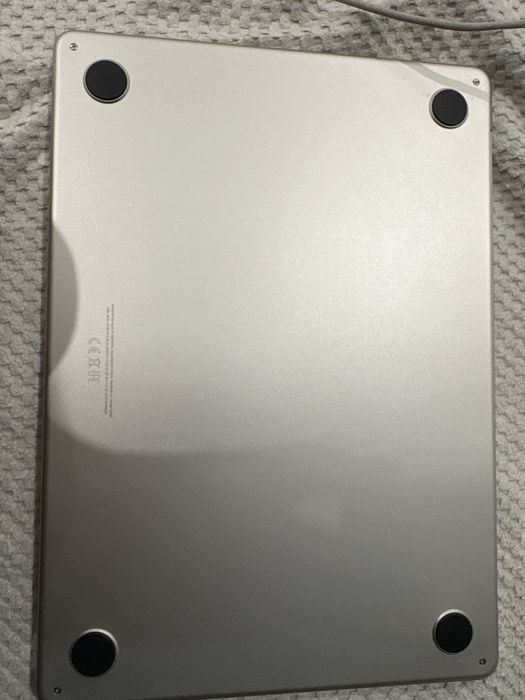 MacBook air M2 2022